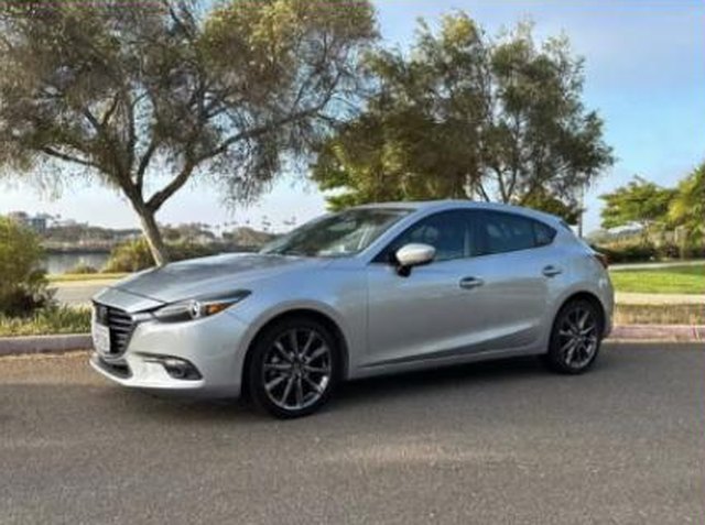 Silver Mazda3